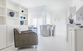White Stylish Apartments 2